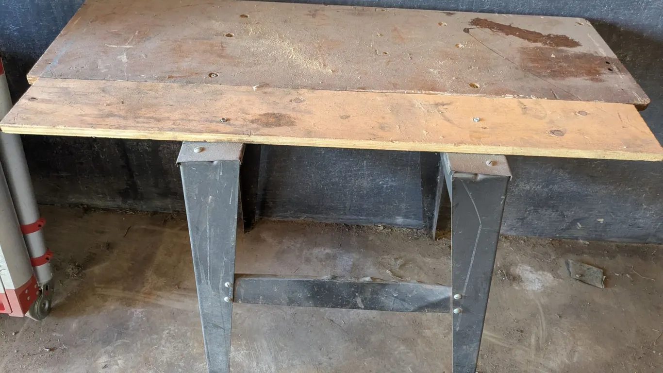 *OFFSITE* Work Bench, 48”x 24”x 33”h