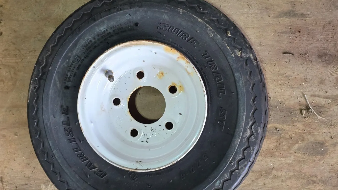Trailer tire and rim- 5.7-8