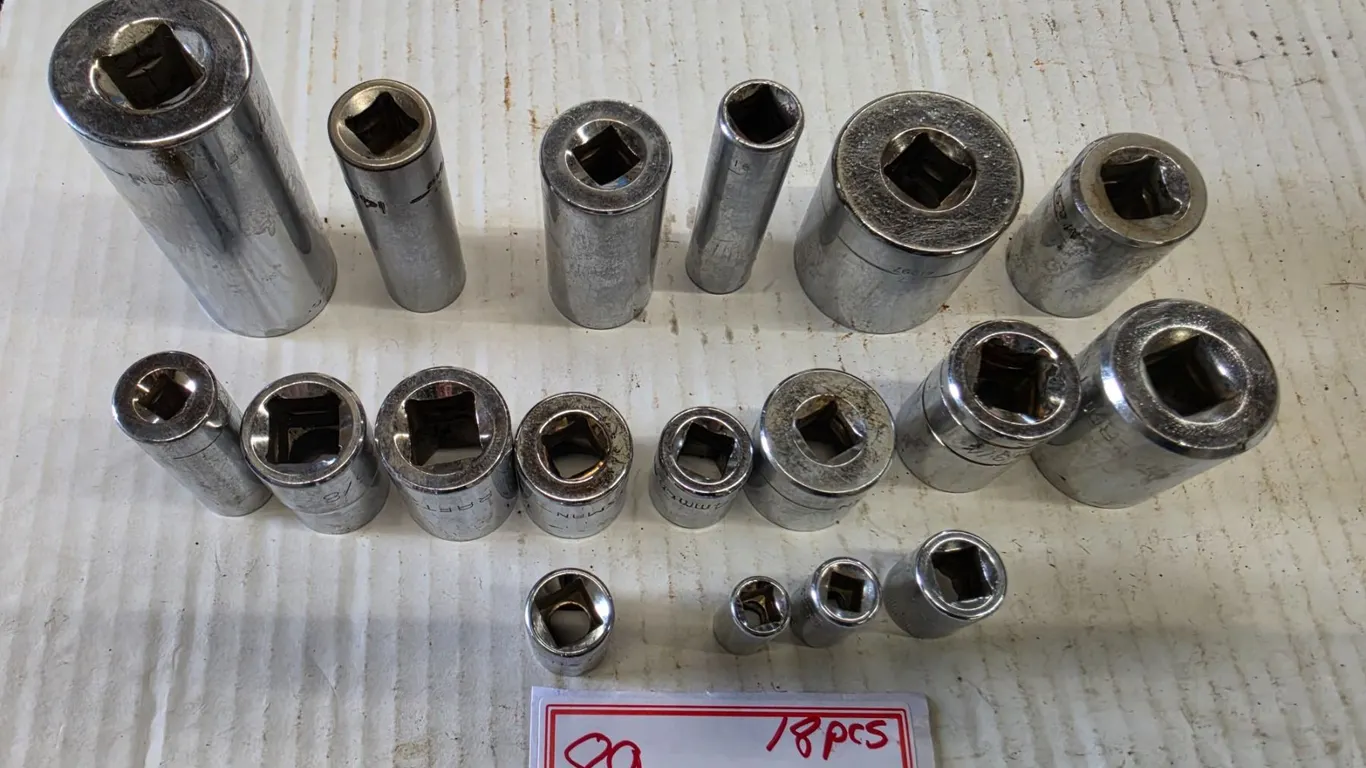 (18) Assorted Sockets