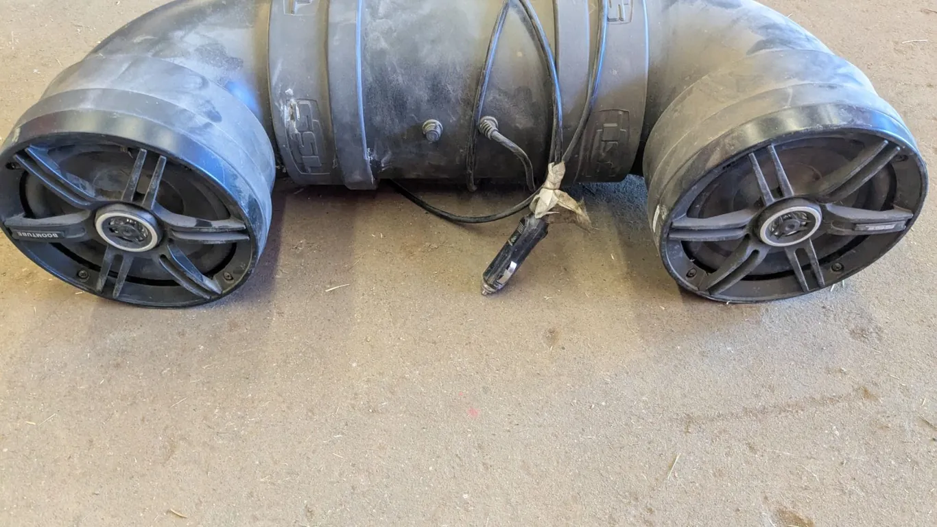*OFFSITE* Plug & Play 12V Aux Speakers
