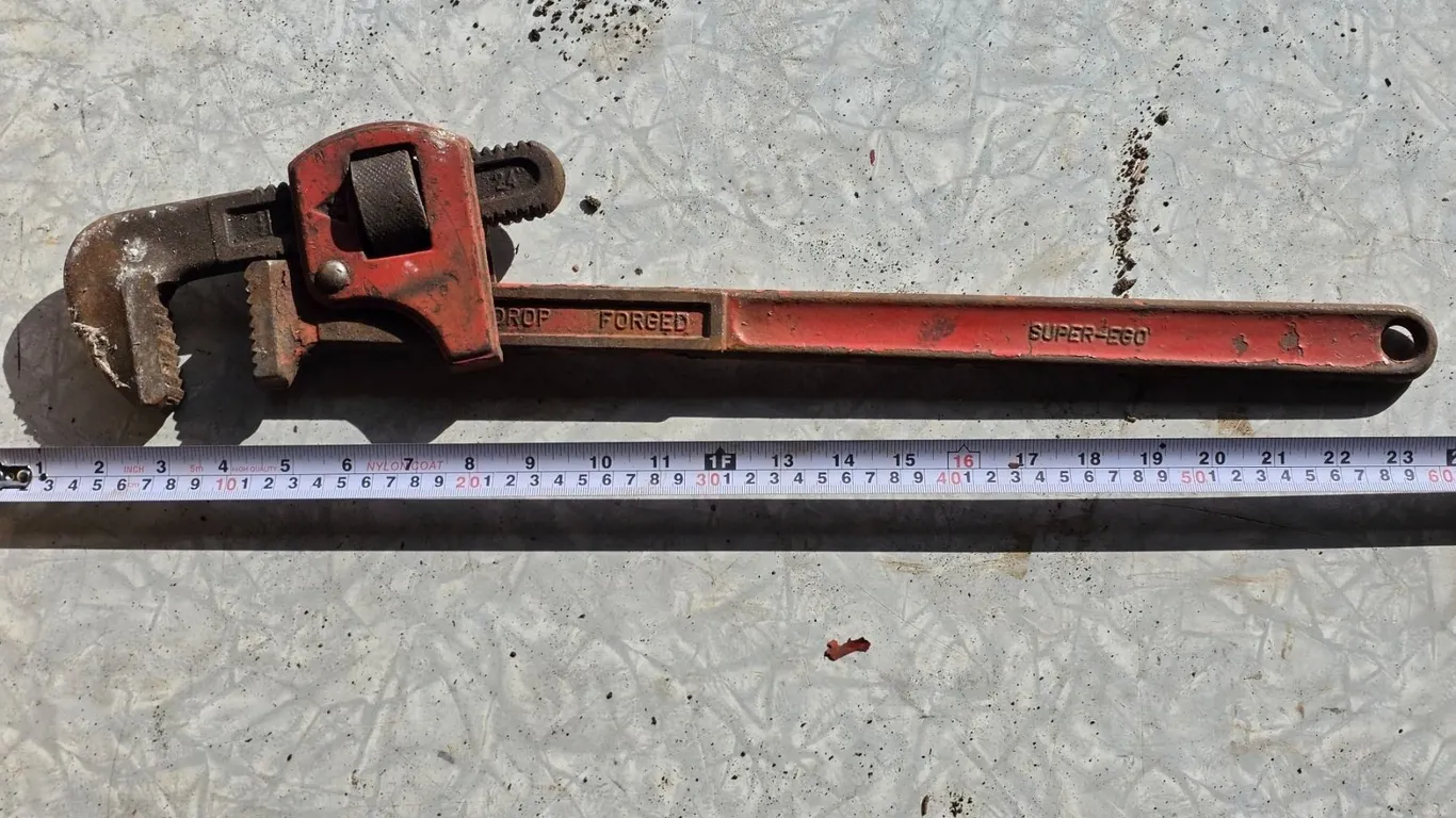 Super ego 24" wrench