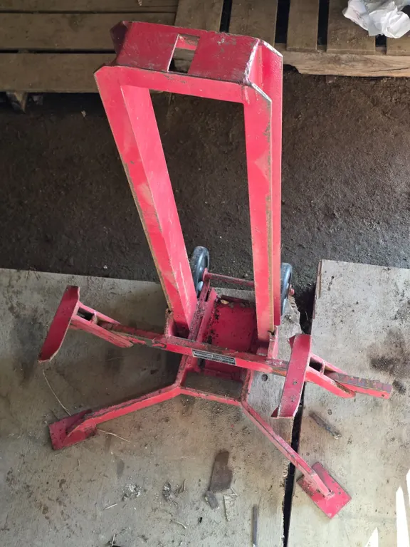 Bumper jack frame