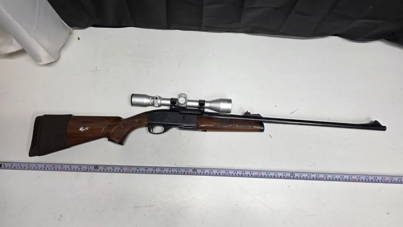 Remington Model 7600 30-06 Rifle w/Magazine & Scope. Serial #8567392. **PAL Required