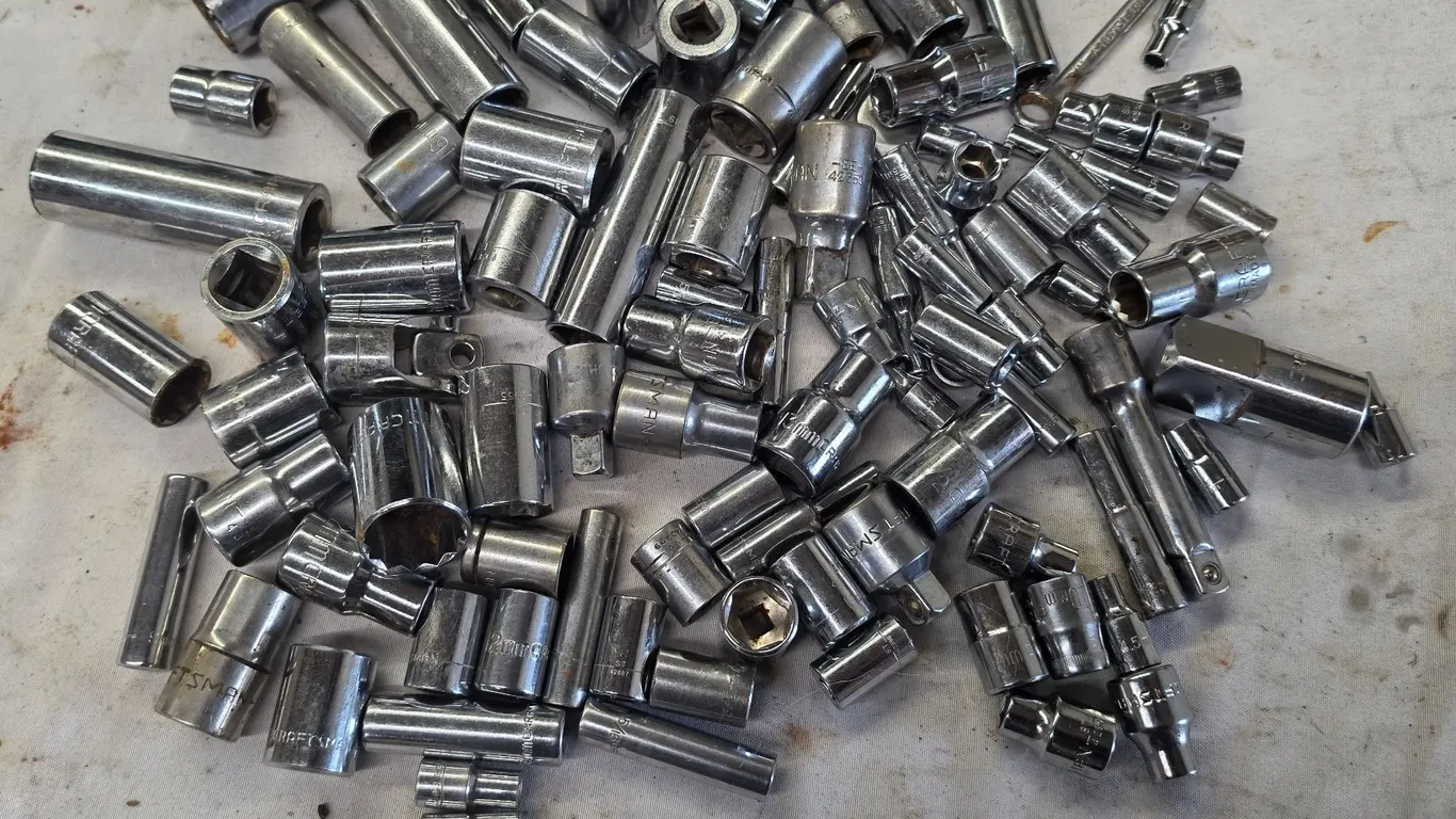 Lot of Assorted Sockets