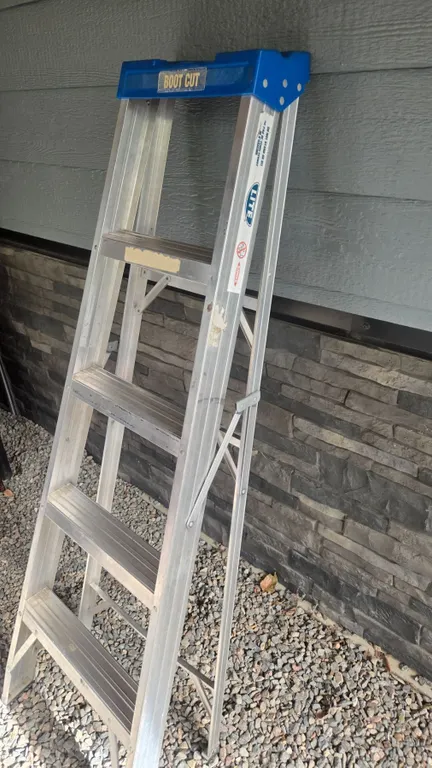 5’ Aluminum Lite Step Ladder