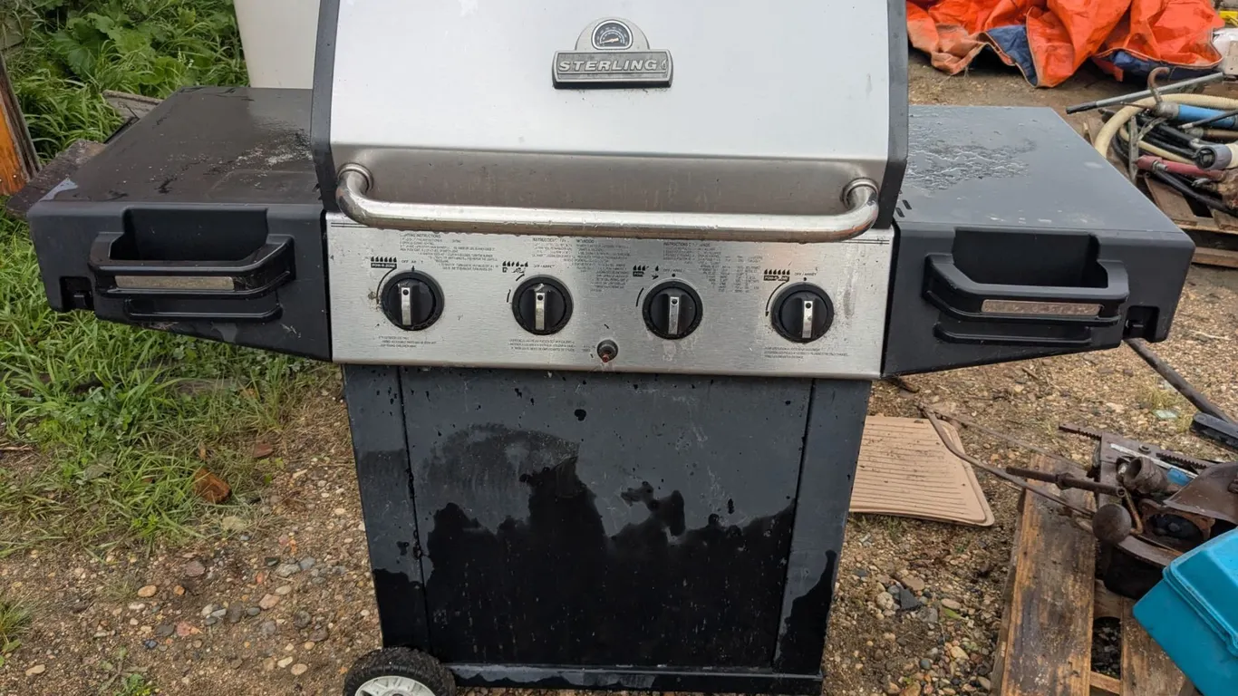 Sterling Four Burner BBQ w/ Silicone Mat