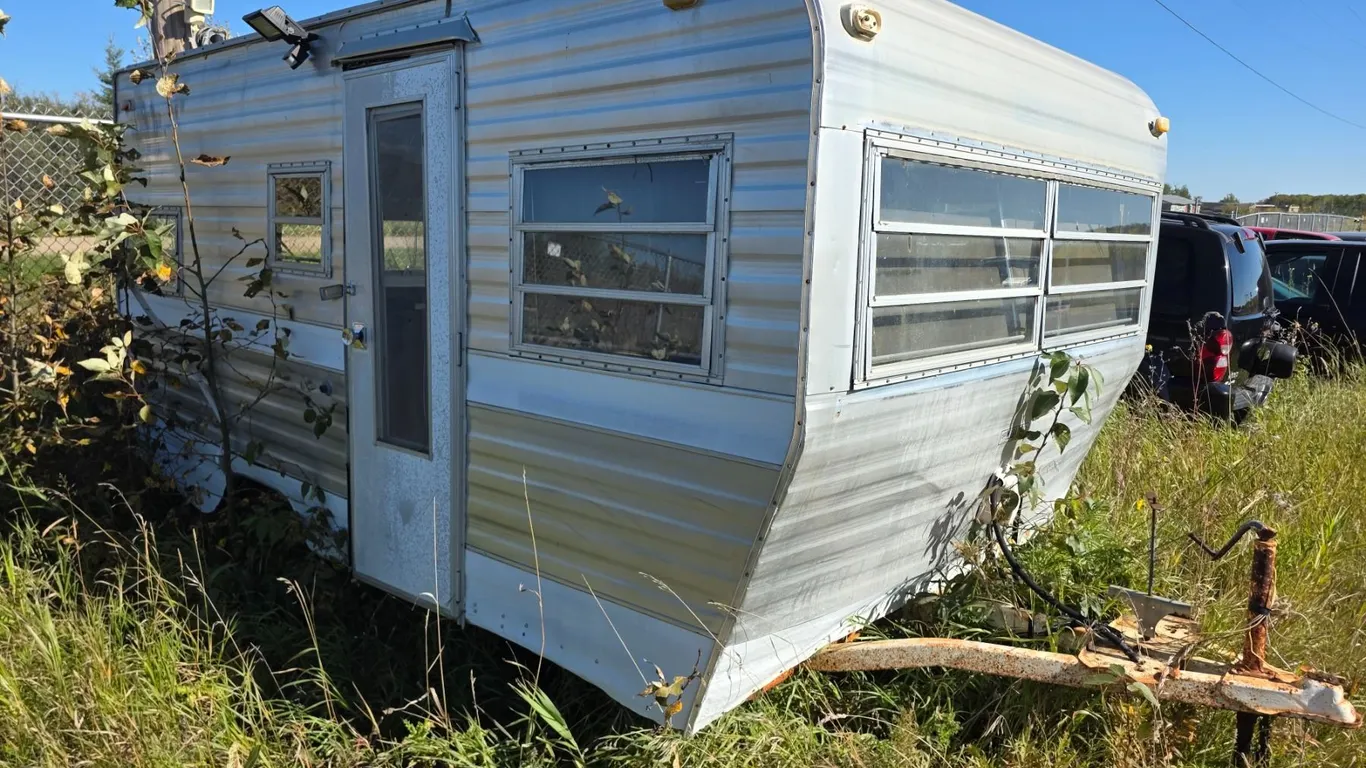 *OFFSITE* Miller camper trailer- AS IS, for parts/project