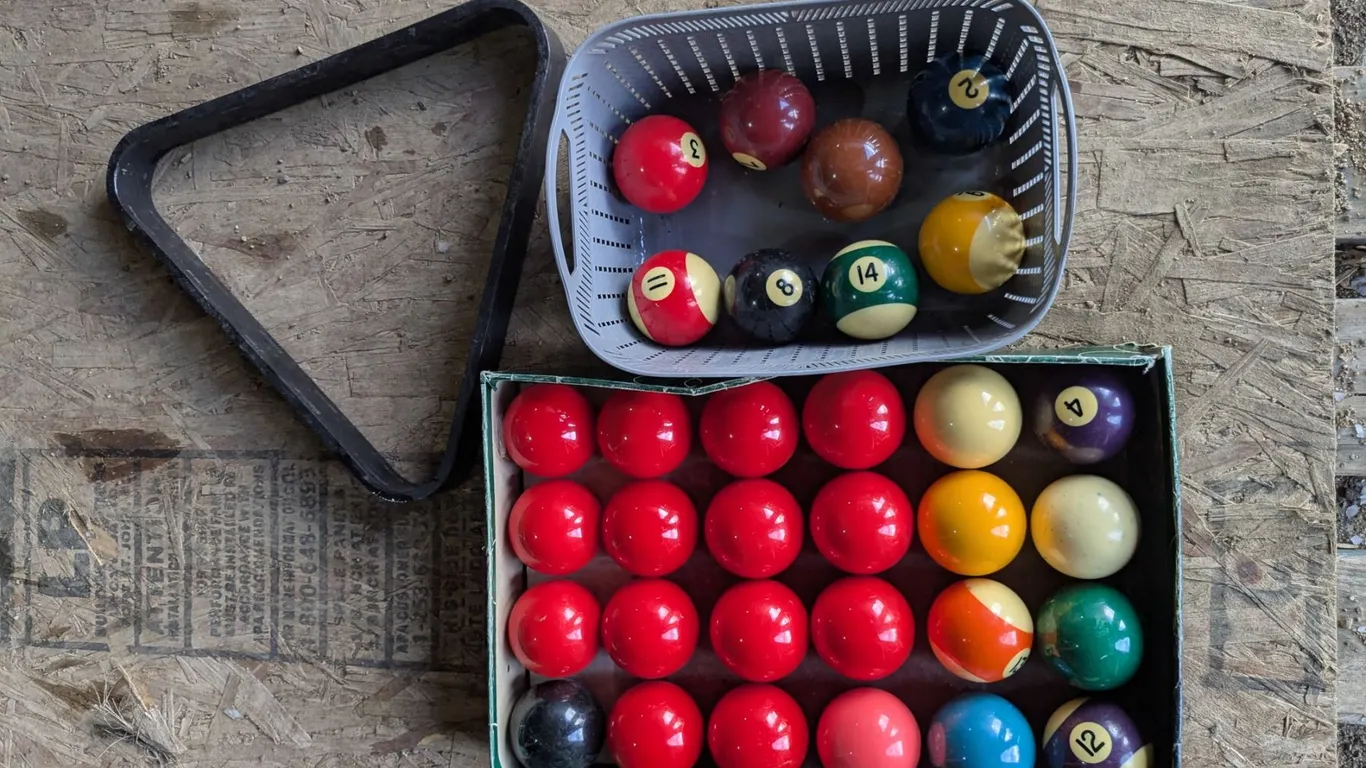 Assorted Billiard Balls w/ Triangle