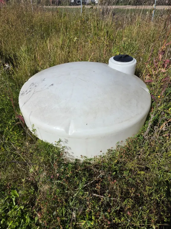 *OFFSITE* Water tank