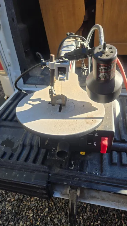 16” Skil Scroll Saw – Working