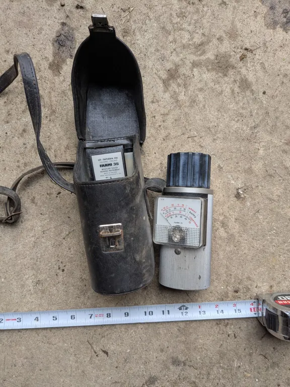 Vintage Grain Moisture Tester w/ Carry Case