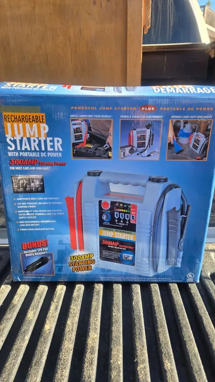 NEW in Box 300 Rechargeable Jump Starter for 3-6-12V Batteries