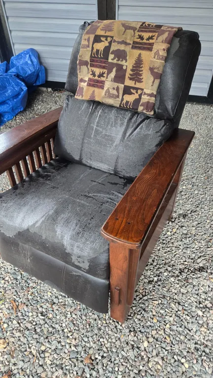Very Heavy Oak Morris Recliner Chair