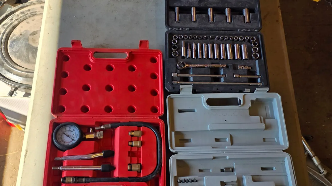 *OFFSITE* Pressure Tester, Socket Set, etc.
