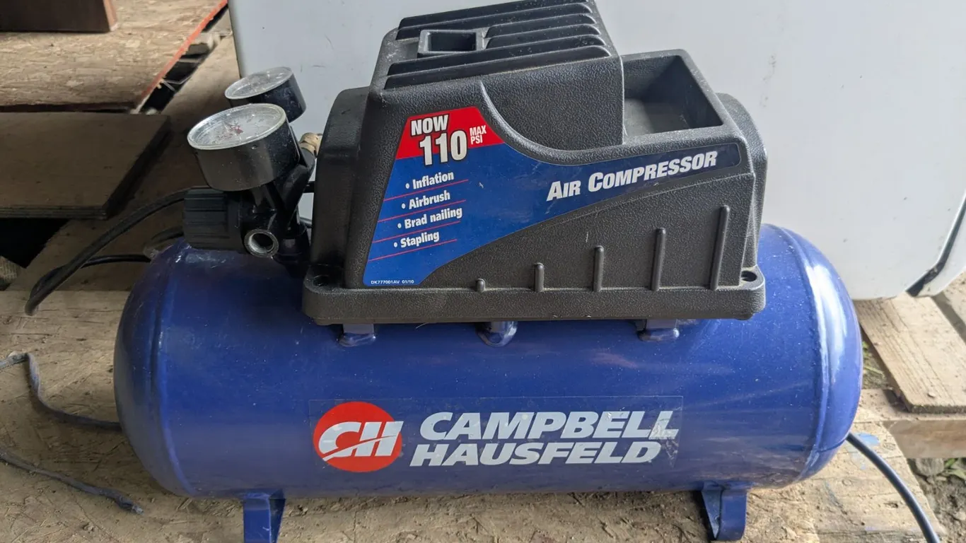 Campbell Hausfeld 3 gal Air Compressor