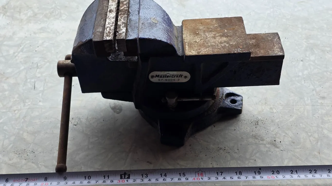 Mastercraft bench vise