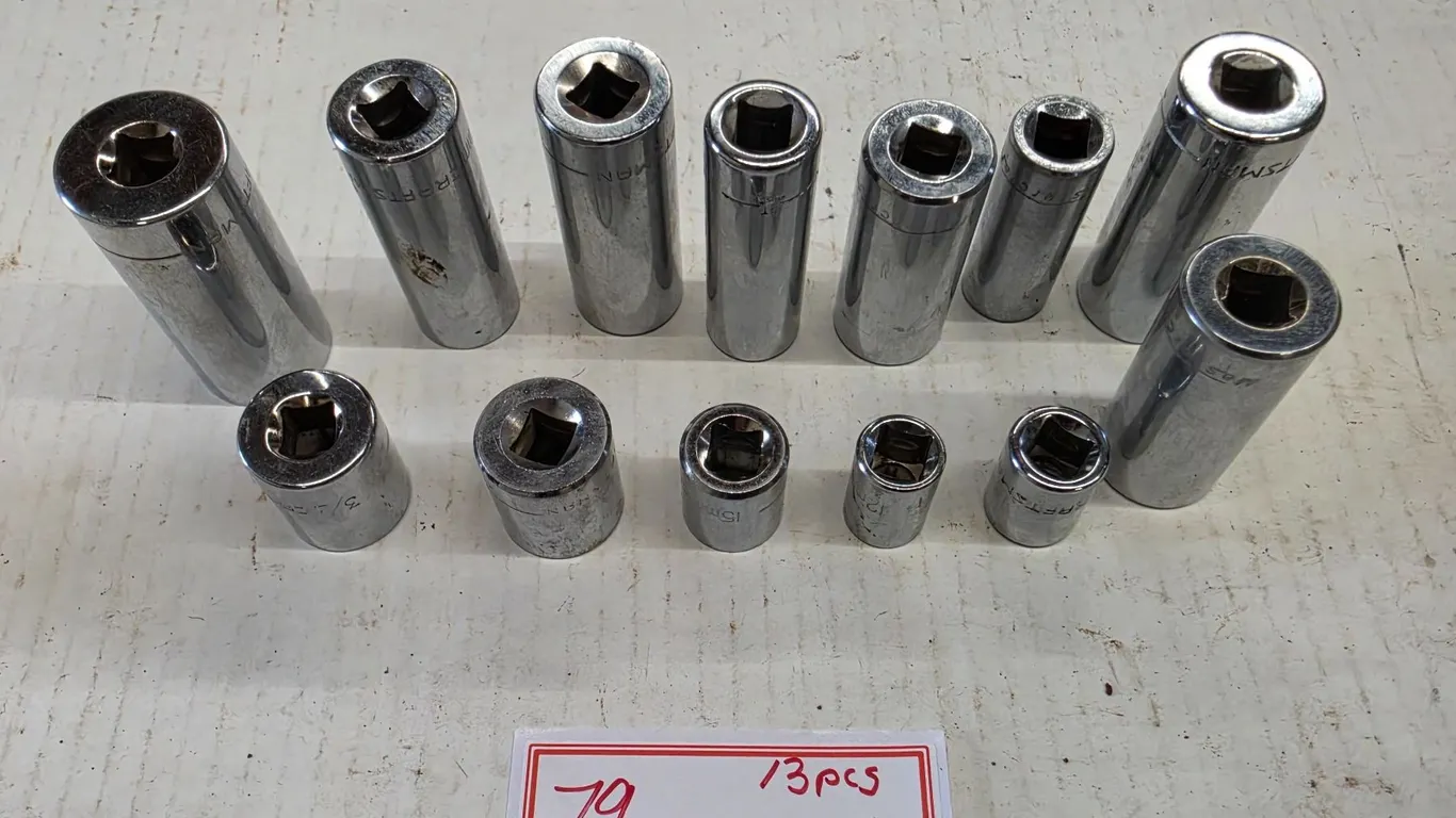 (13) 6-Point Sockets