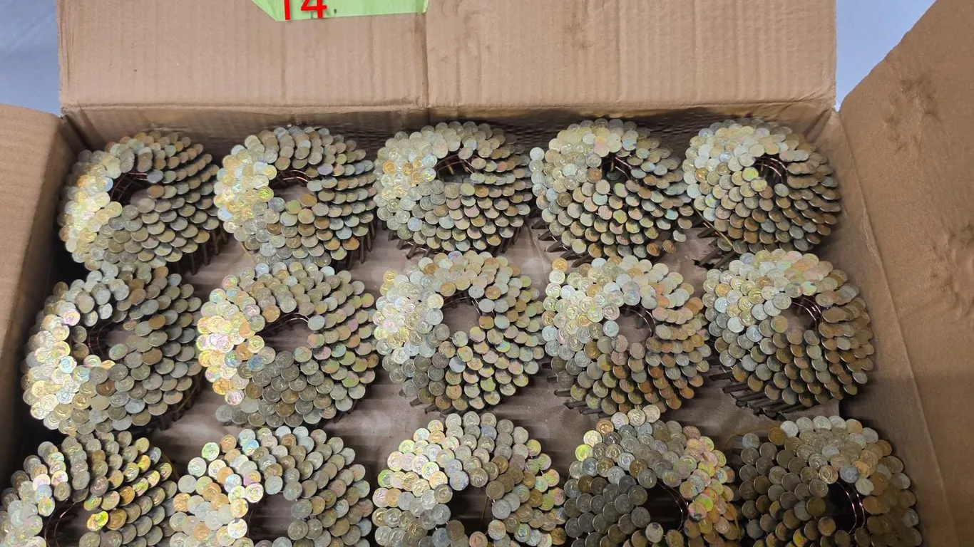 1 ¼” Roofing Nails – Full Box
