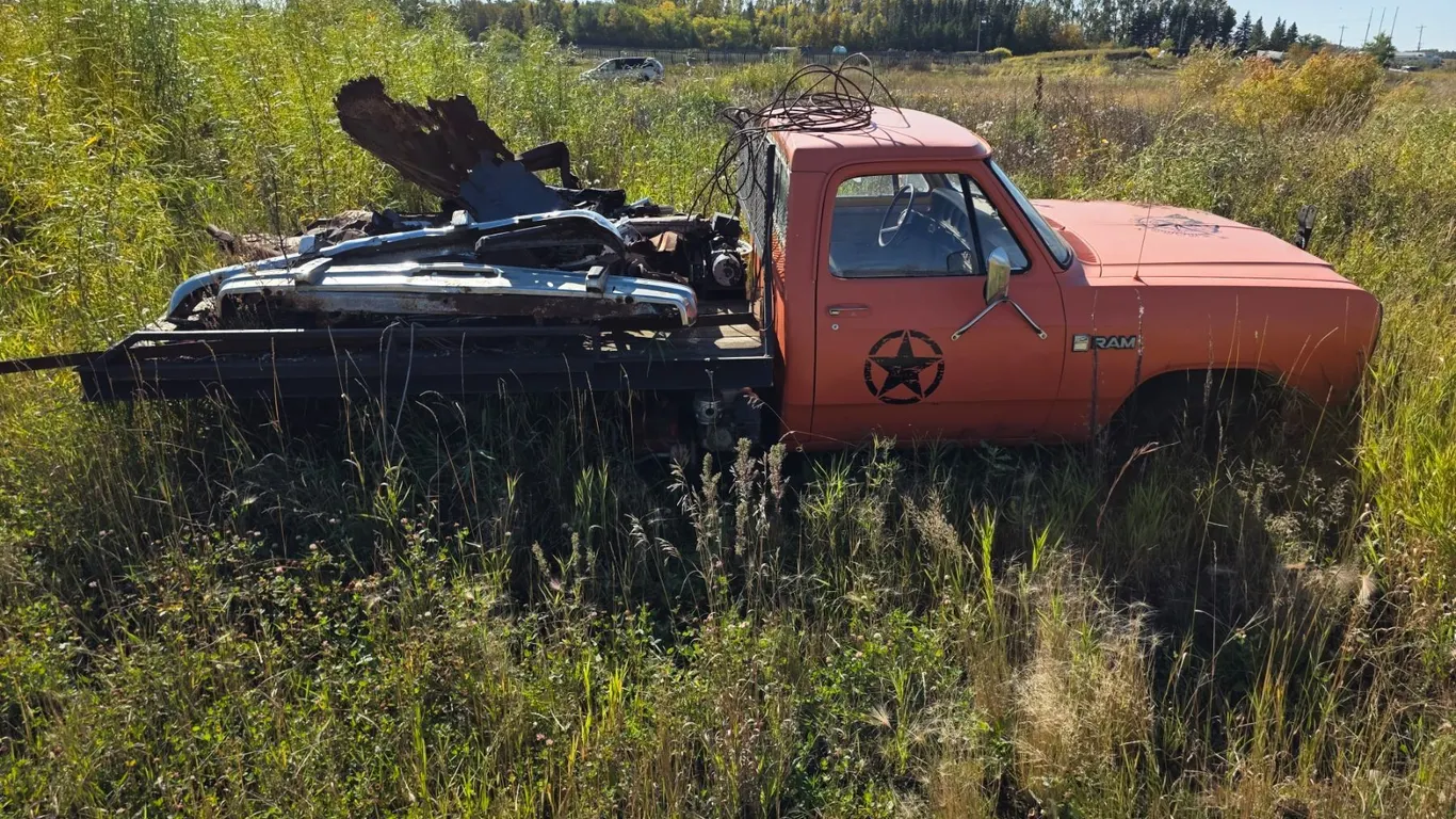 *OFFSITE* Ram flatbed truck- AS IS, for parts/project