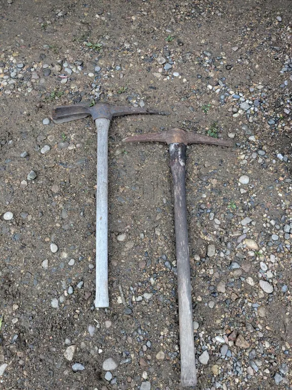 (2) Pickaxes
