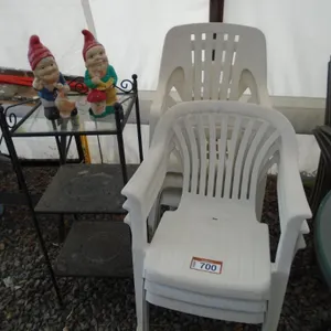 L/O 6 Vinyl White Lawn Chairs, 2 Gnomes, Metal & Glass Shelf