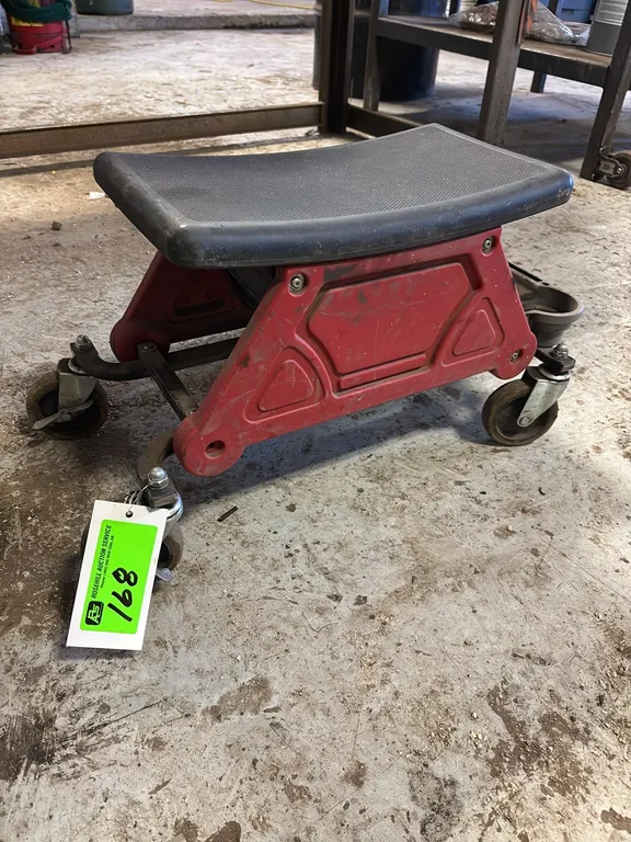 Poly Mechanics Seat on Castor Wheels