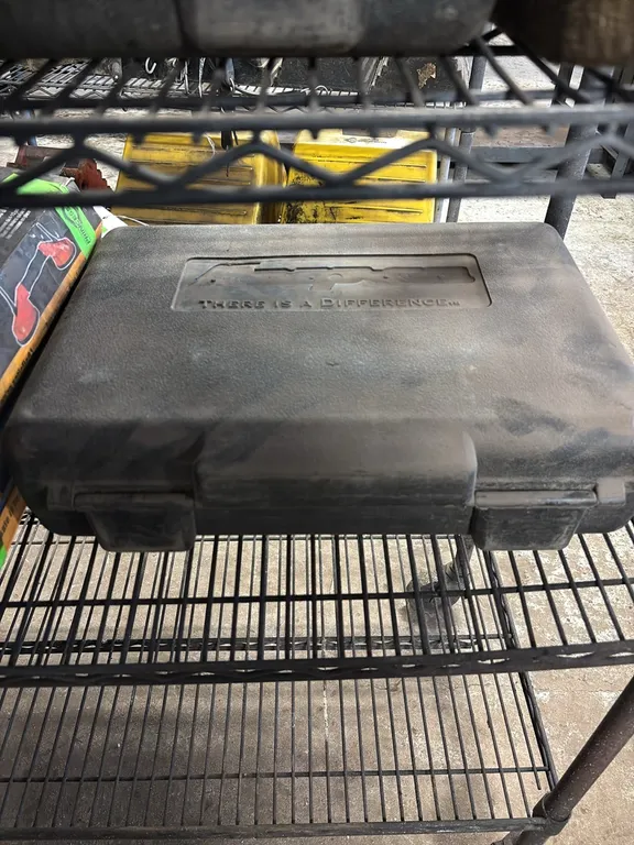 Snap-on Cordless 18V 1/2" Drive Impact with Charger and Batteries