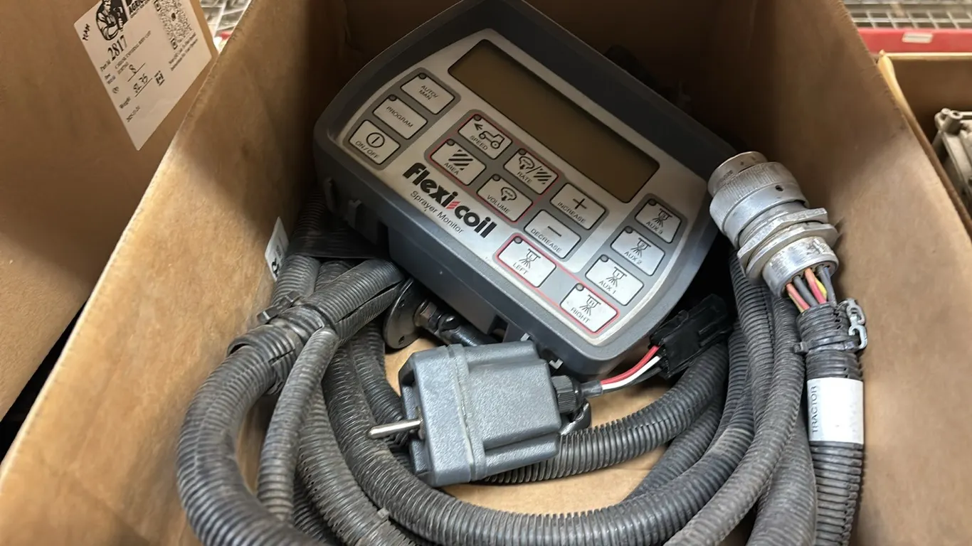 SP 665 Sprayer Auto Rate Control Monitor and Harness