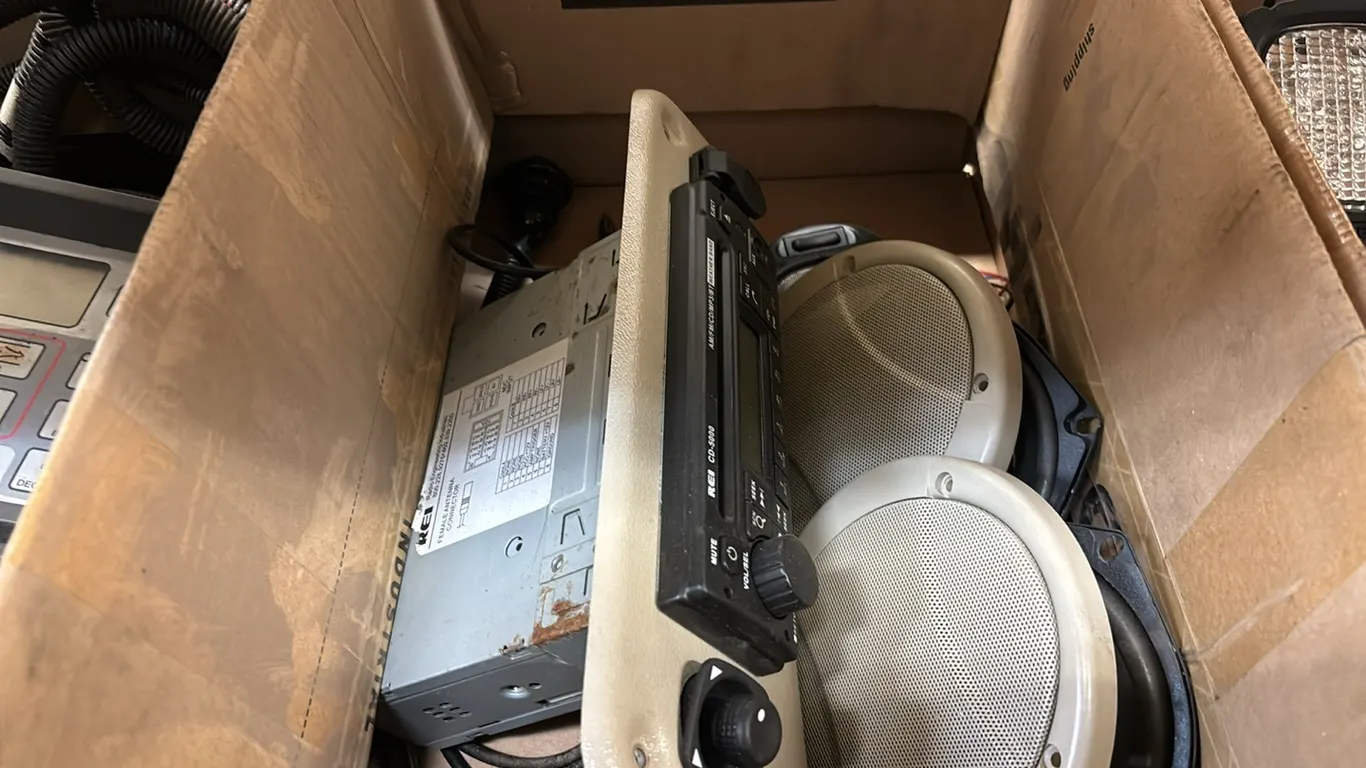 M1170 Radio Speakers, Antenna Interior Lights