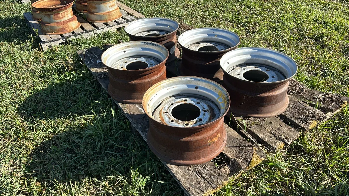 (5) 16.5 x 8.25 8 Bolt Implement Rims