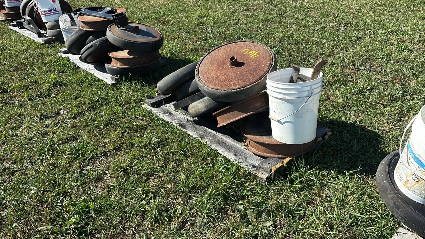 (6) 4" Packer Wheels