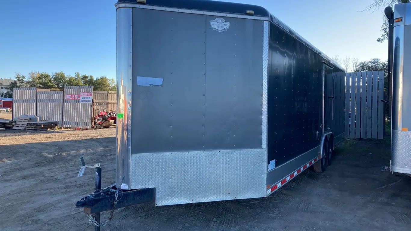 2014 30’ Cargo Mate V Nose Toy Hauler Utility Trailer VIN: 5NHUBLB23ET448568