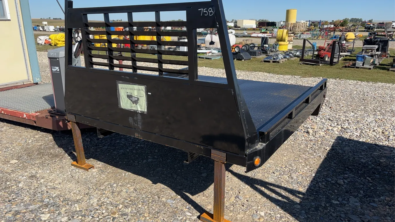 Flatdeck w/ Headache Rack *Unreserved*