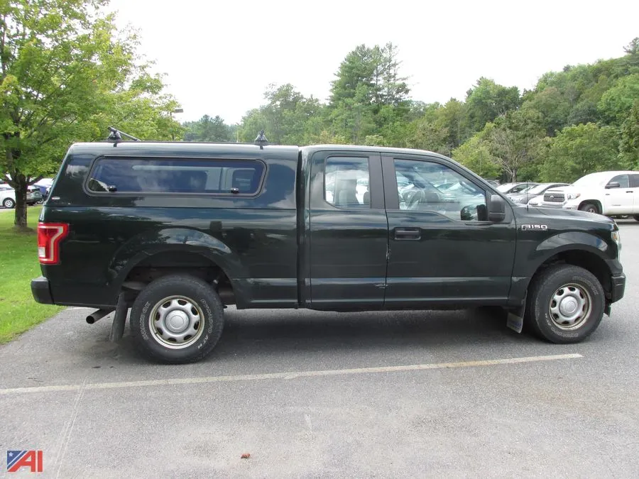 2017 Ford F150 Pickup Truck with Cap