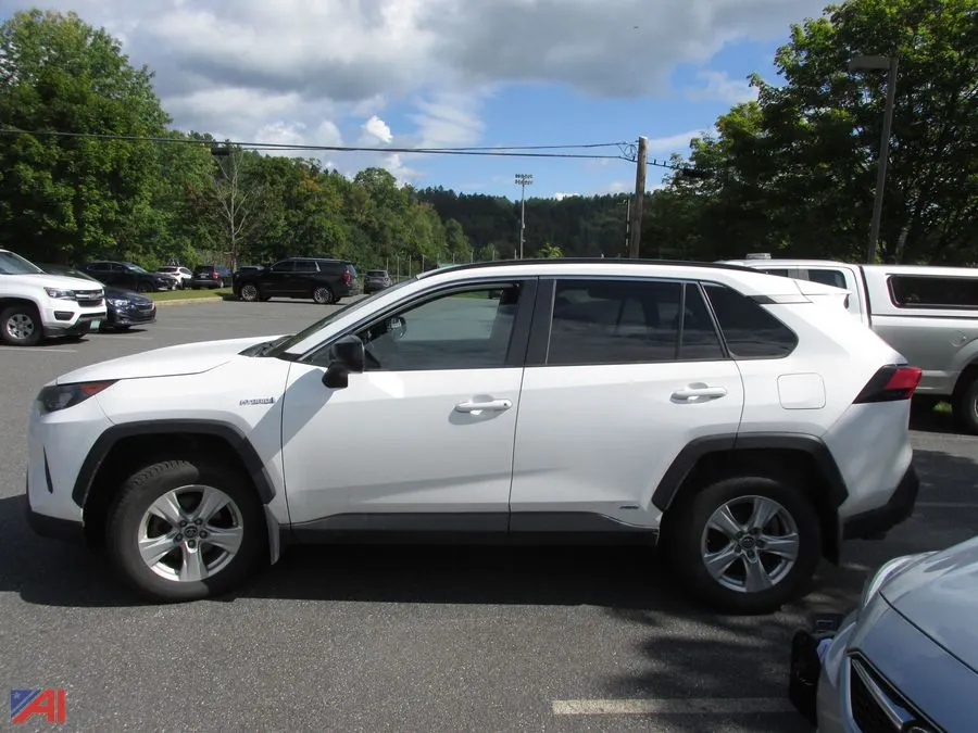 2019 Toyota RAV4 Hybrid SUV