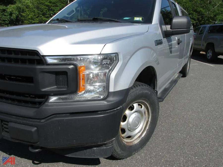2018 Ford F150 Pickup Truck with Cap