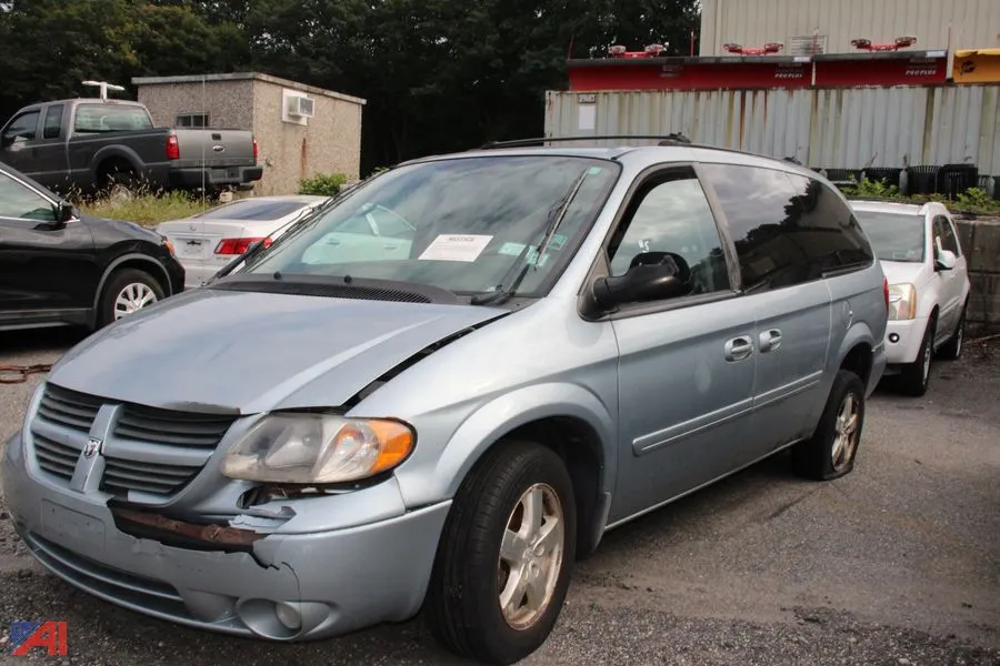 2006 Dodge Grand Caravan Mini-Van