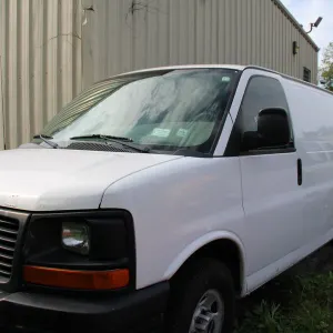2011 GMC Savana Van