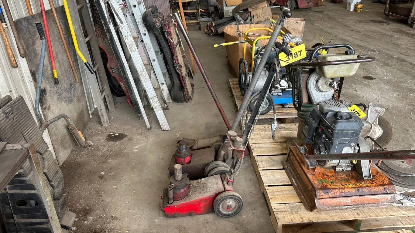 (3) Floor Jacks