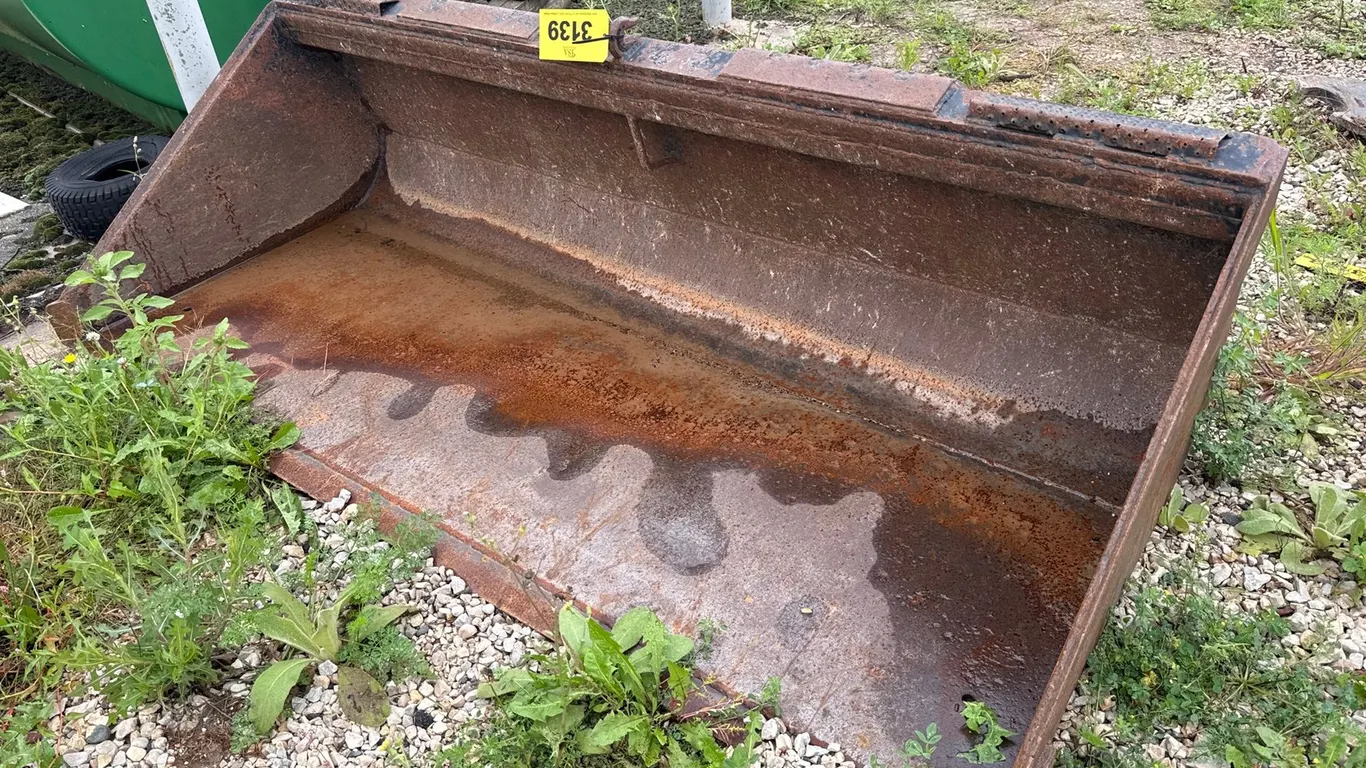 Approx 77" Skid Steers Bucket