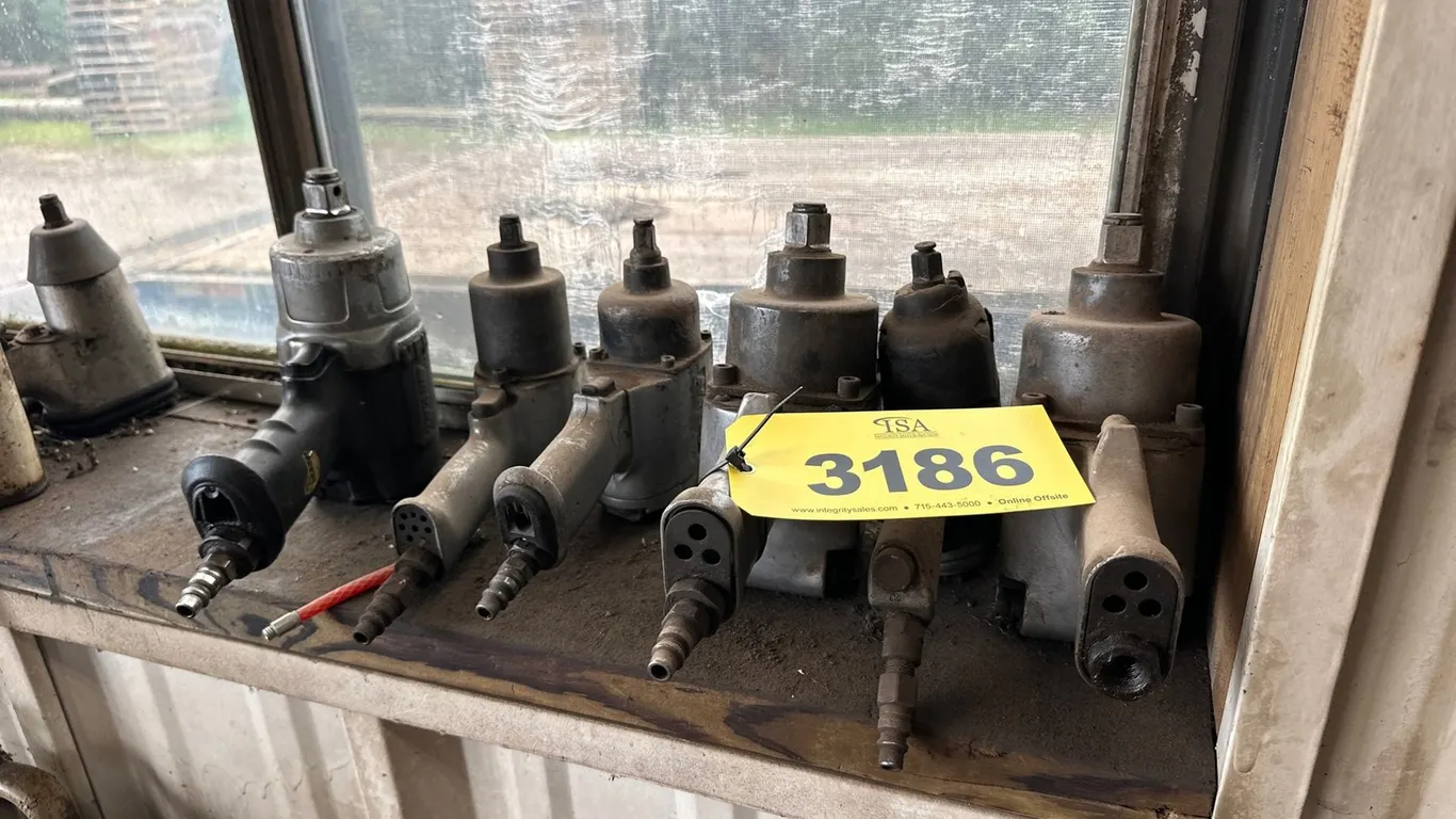 (6) Pneumatic Impact Wrenches