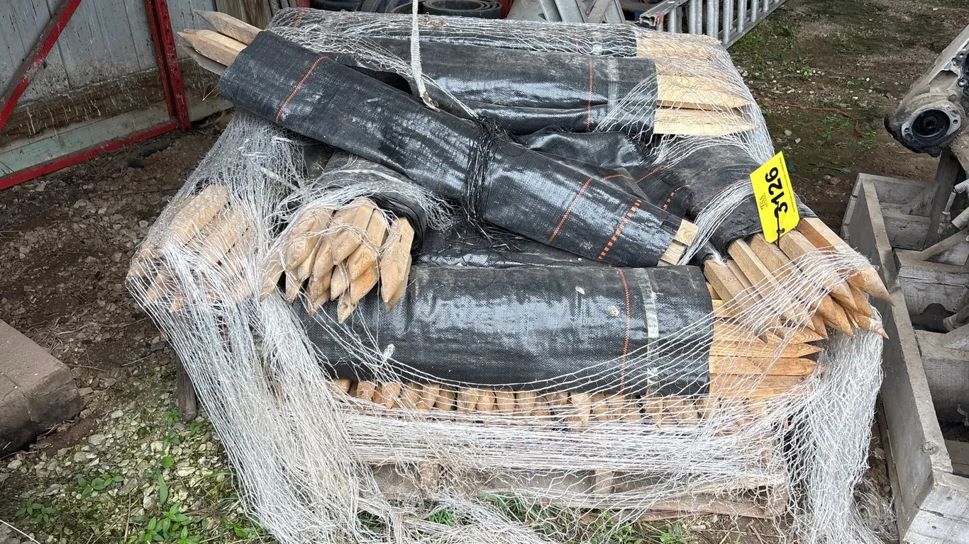Pallet W/ Misc Silt Fence