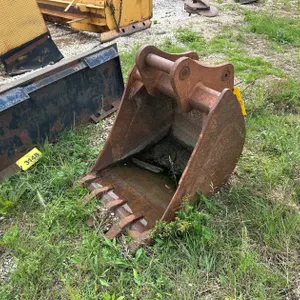 24" Excavator Bucket