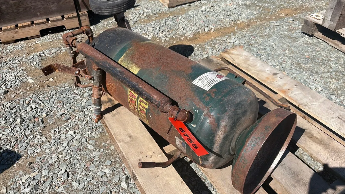 Lindsay Sandblasting Assembly