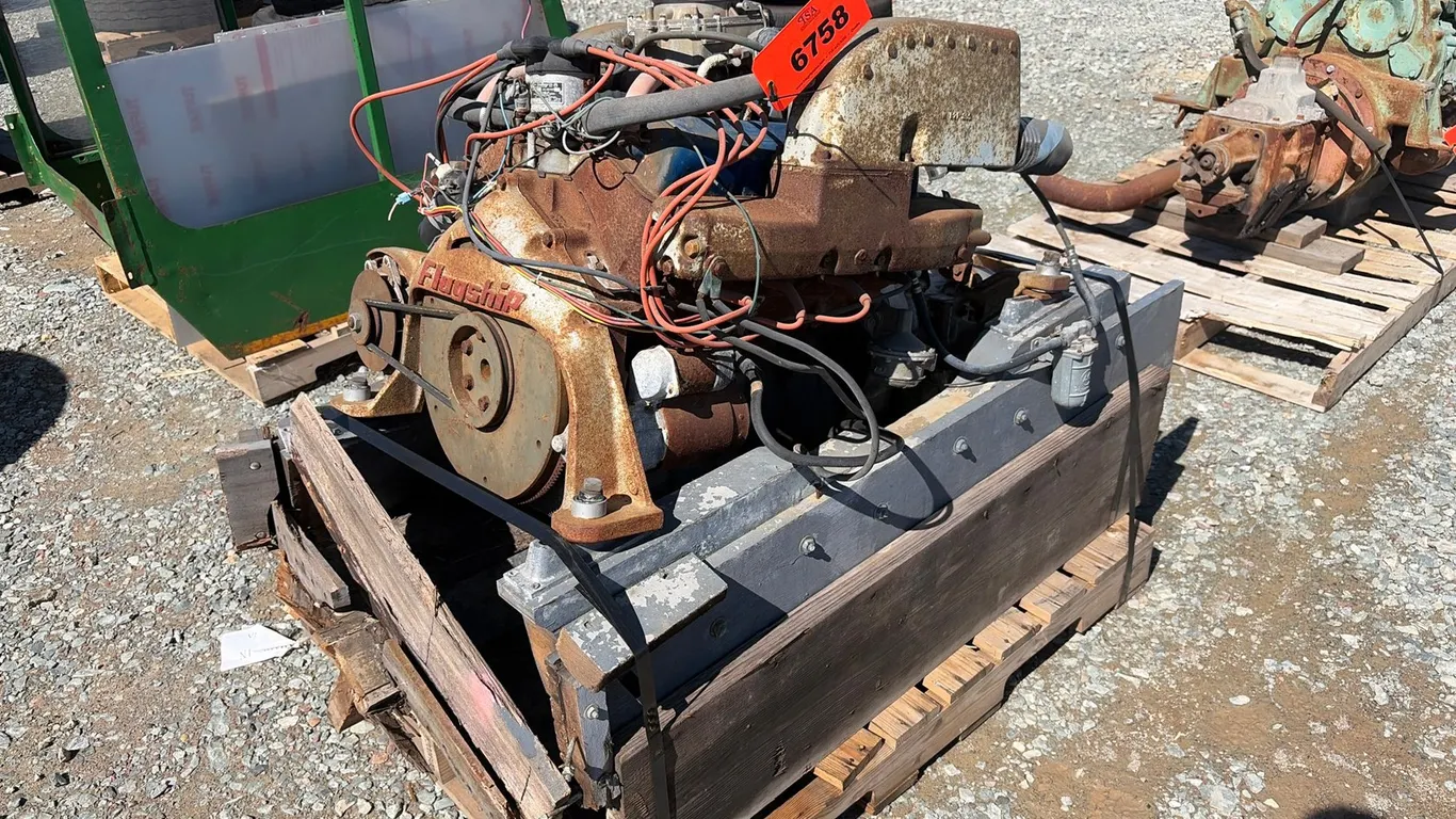Owens Flagship Eight Cylinder Engine