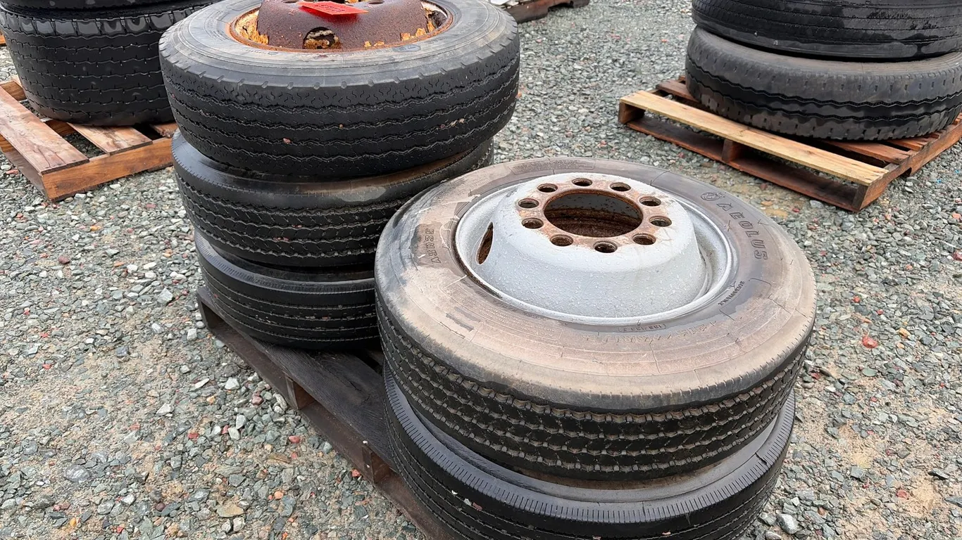 (5) 215/75R17.5 Tires W/Rims