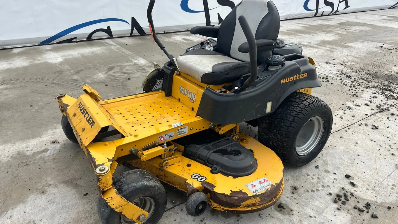 Hustler Raptor SD Zero Turn Lawn Mower
