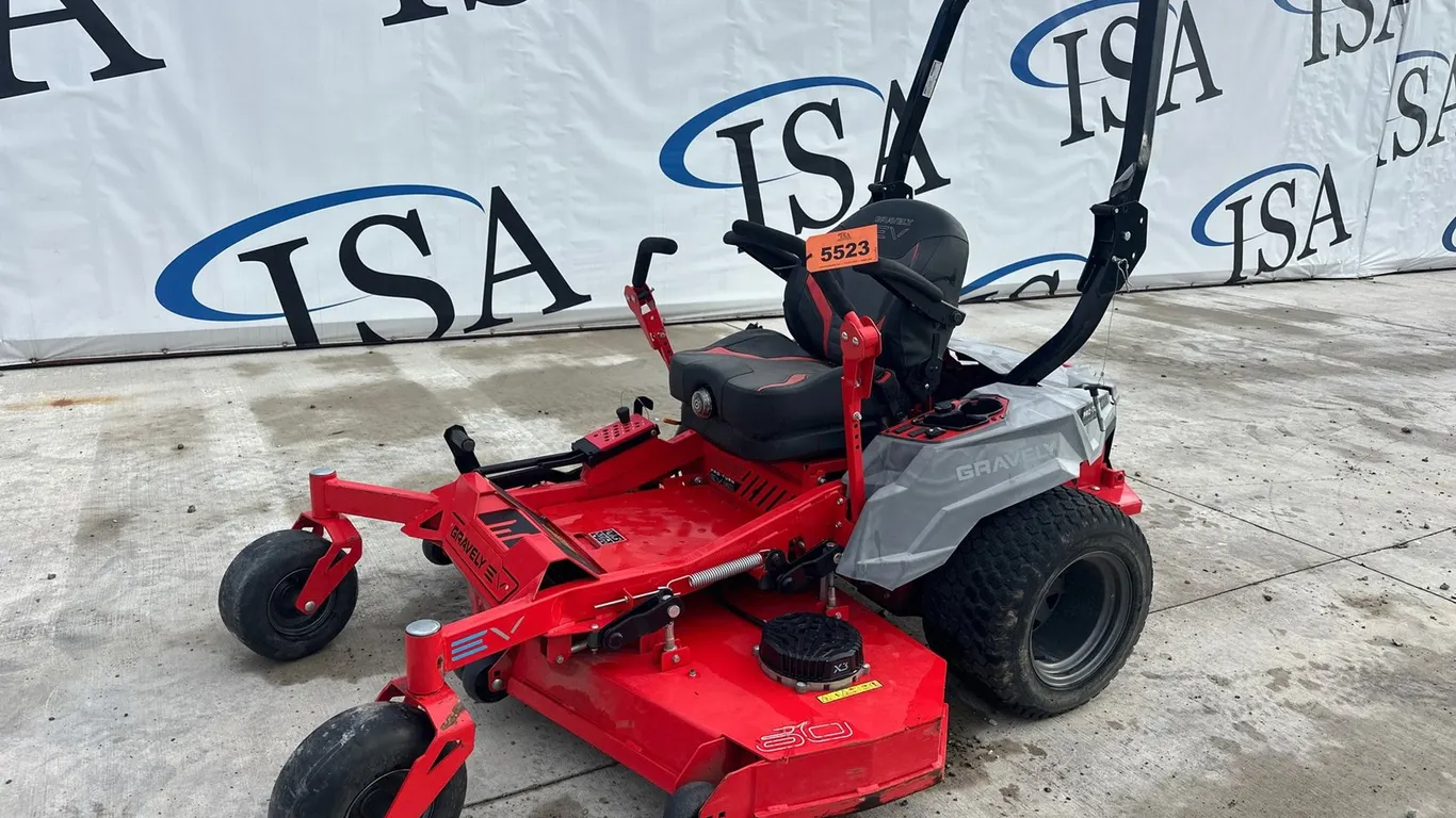 Gravely Pro Turn EV 60 Electric Zero Turn Mower