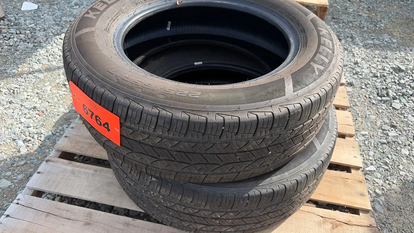 (2) Kelly Edge Touring 225/65R17 Tires