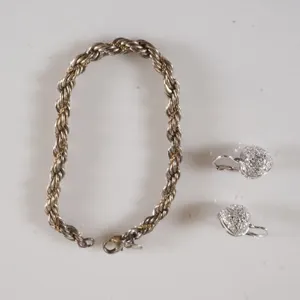 Lot of Assorted Jewelry